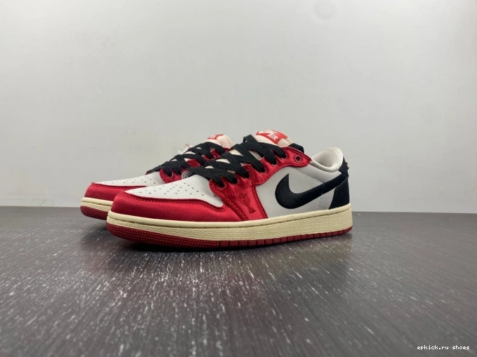 Home Room Low FN0432-017 OG Air 1 x Trophy Jordan 0703